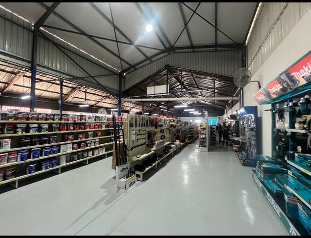 1,300M² FACTORY TO LET IN ALRODE SOUTH
